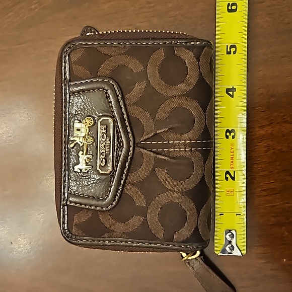 EUC COACH Vintage Zip Around Wallet Brown and Gold with Lilac Leather Interior - Picture 12 of 13